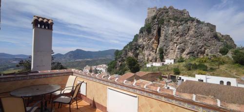 Zahara de la Sierra Apartment | Apartamento rural El mirador