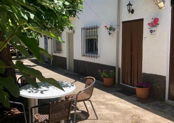 Arroyo Frio Apartment | Apartamento Rosa