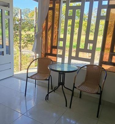 Acacias Apartment | apartamento tranquilo rodeado de zonas verdes