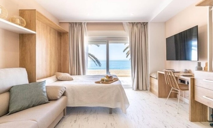 Almeria Apartment | Apartamentos Paseo Marítimo 4