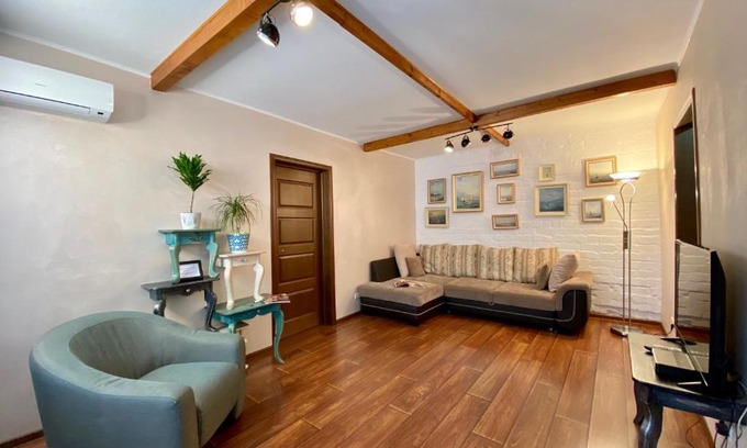 Nizhniy Novgorod City Centre Apartment | Апартаменты на Площади Горького