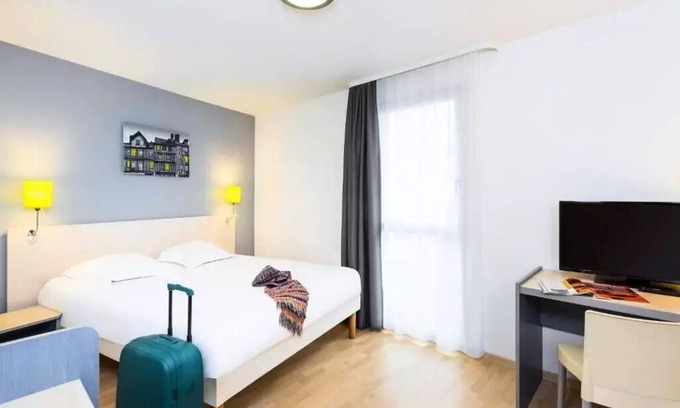Dinan - Saint-Malo Apartment | Aparthotel Adagio Access Rennes Center - Studio 2 People