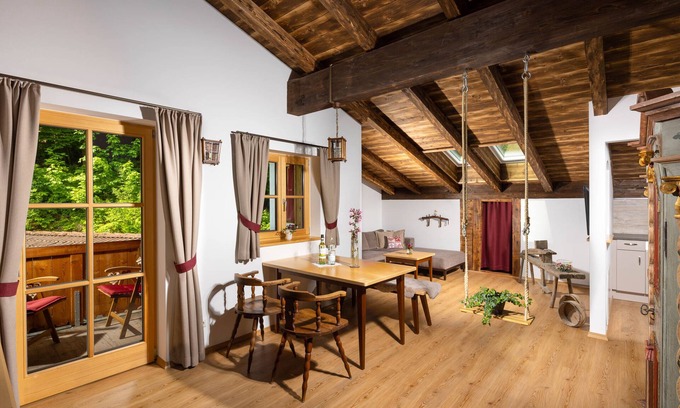 Ramsau bei Berchtesgaden Apartment | Apartment Alpenzauber, 1-4 pers., 1-2 bedrooms, W-LAN, barrier-free, elevator