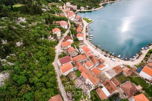 Ploce Apartment | Apartman Eva Rogotin