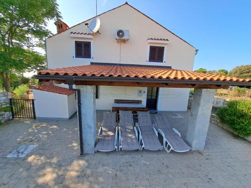 Veli Losinj Apartment | Apartman Kornu