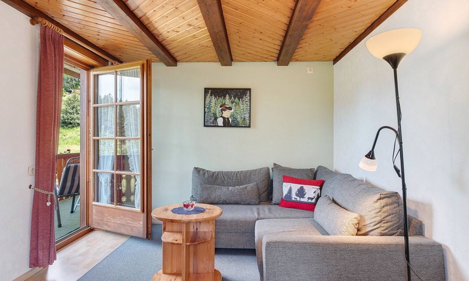 Schonach im Schwarzwald Apartment | Apartment '3 Seeblick' with Shared Pool, Shared Garden and Wi-Fi