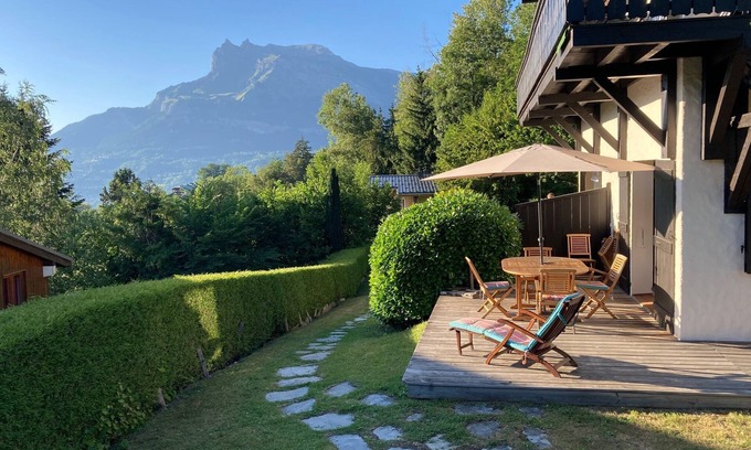 Saint-Gervais-les-Bains Apartment | Apartment 4 to 8 pers, 2 bedrooms, terrace, swimming pool, 800 m cable car
