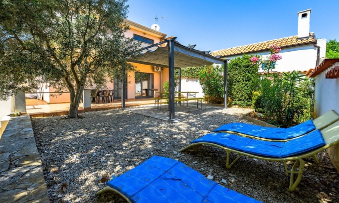 Stranici kod Nove Vasi Apartment | Apartment Panous 2 with shared pool in Stranici, Porec