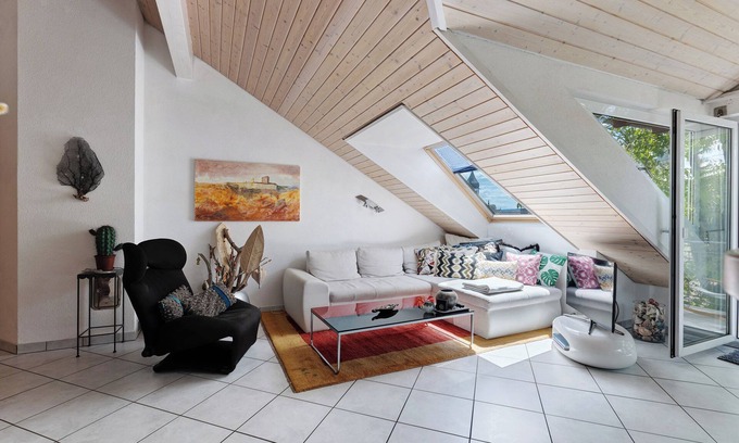 Radolfzell am Bodensee Apartment | Apartment 'Seeoase' with Balcony and Wi-Fi