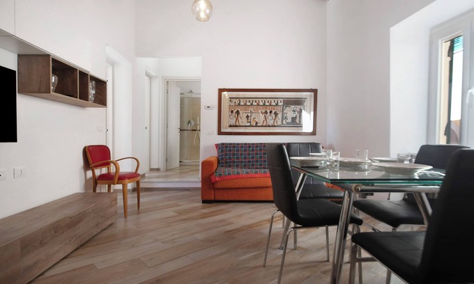 Castiglione Chiavarese Apartment | Apartment 'Ca' Rondine' with Sea View, Wi-Fi and Air Conditioning