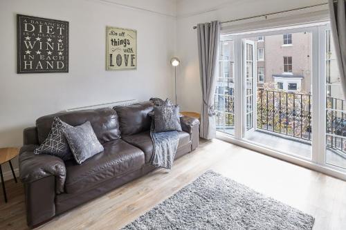 West Cliff Apartment | Apartment 1 Glencoe Holiday Apartments Whitby