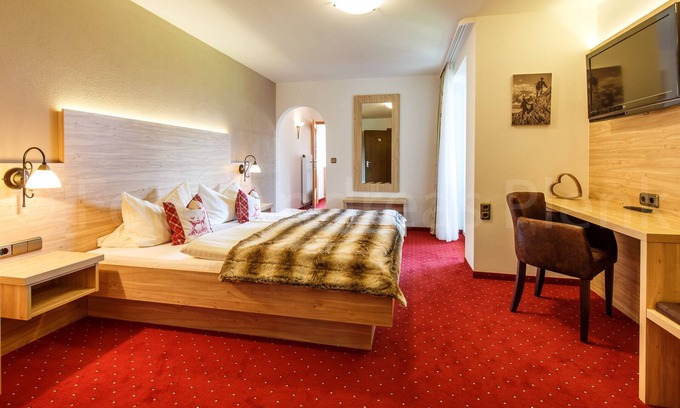 Ruhpolding Apartment | Apartment 10, 41sqm, 1st floor, balcony, 1 bedroom, living room, kitchen, WLAN