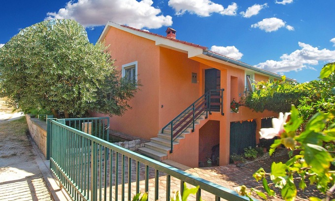 Peruski Apartment | Apartment 1437/13351 (Istria - Krnica), 1000m from the beach