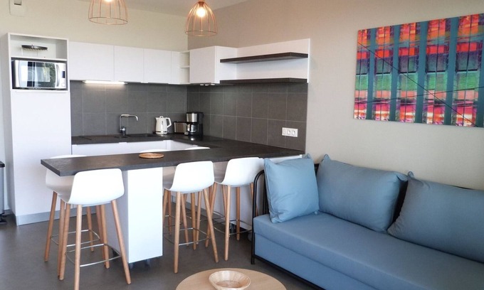 La Tranche-sur-Mer Apartment | Apartment 2-6 people, garden, beach, pool, parking, pets allowed
