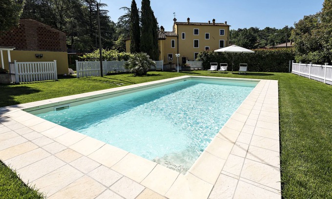 Vicopelago House | Apartment 2 "La Bohème" magical atmosphere immersed in the Tuscan countryside