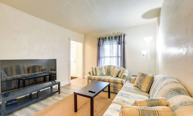 Niagara Falls Apartment | Apartment 2 Mi to Niagara Falls & Whirlpool!