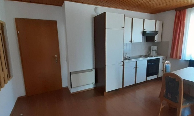 Illmitz Apartment | Apartment/2 Schlafräume/klima/hinten - Ferienwohnungen & Weingut Fam. Kroiss