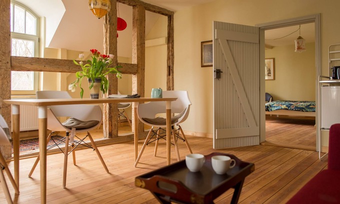 Ribnitz-Damgarten Apartment | Apartment 3 "A touch of Asia" in the Dechowshof manor house