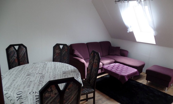 Stickenbuttel Apartment | Apartment '3-Raum' with Shared Terrace and Wi-Fi