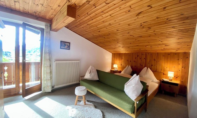 Taxenbach Apartment | Apartment '4' with Mountain View, Shared Garden & Wi-Fi