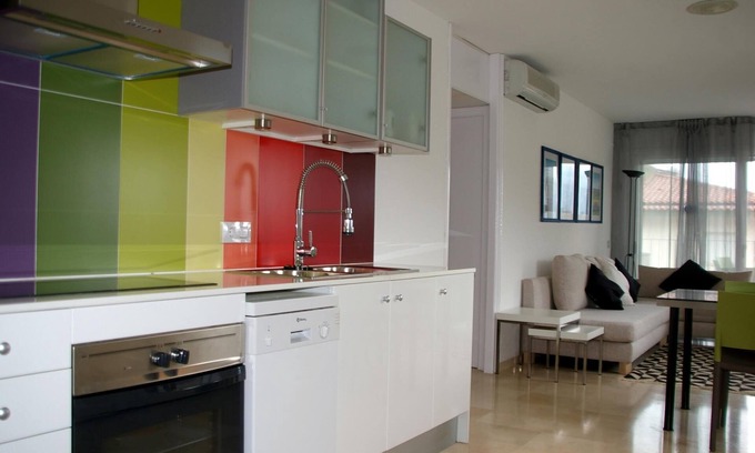 L'Estartit Apartment | APARTMENT (5 ADULTS) POOL VIEW