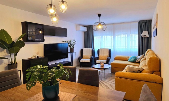 Roquetas de Mar Apartment | Apartment 50 meters from the sea