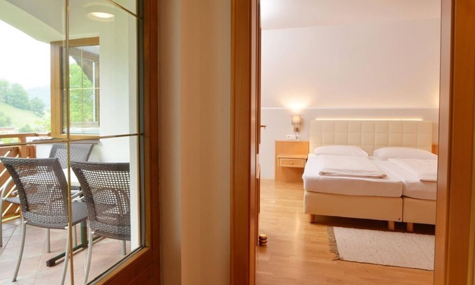 Hinterstoder House | Apartment 85m² - Loggia, mountain view with half board - Landhotel Gressenbauer