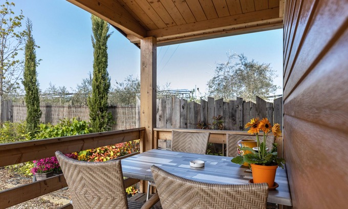 Desenzano del Garda Apartment | Apartment "Agricamping Mabellini Orlando" with Shared Pool & Wi-Fi