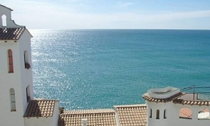 Vallpineda Apartment | APARTMENT ABOVE THE MEDITERRANEAN SEA SITGES