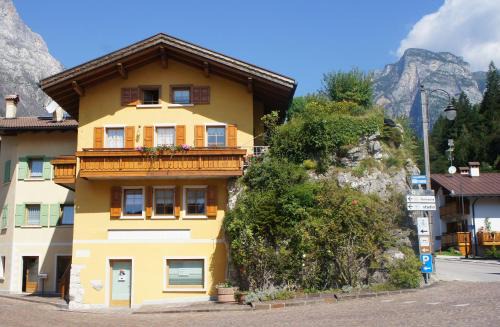 Taibon Agordino Apartment | Apartment Al Sasso