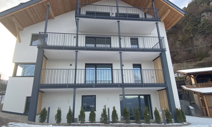 Longomoso Apartment | Apartment "Alpenglow Aura" with Mountain View, Private Terrace & Wi-Fi