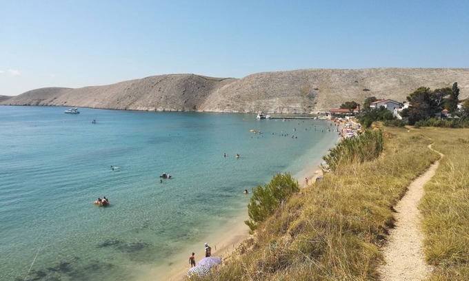 Vlasici Apartment | Apartment Ana - great location, near the beach A1(9) - Vlasici, Island Pag, Croatia