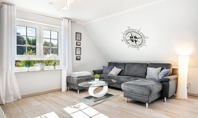Wischhafen Apartment | Apartment 'Ankerplatz' with Balcony and Wi-Fi