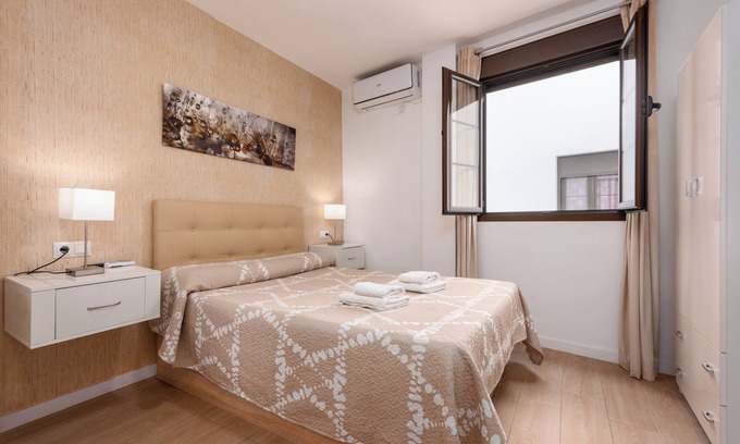 Ronda Apartment | Apartment 'Apartamento Margari' with Wi-Fi and Air Conditioning