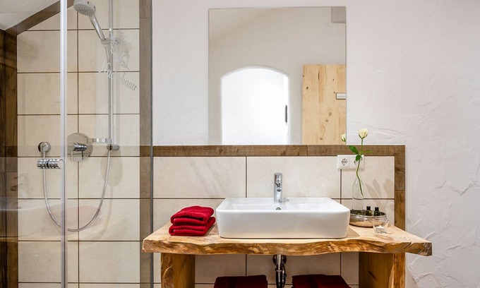 Marquartstein Apartment | Apartment Apfelbaum 75 m², 1-4 persons, 2 bedrooms, eat-in kitchen, shower/WC, WLAN