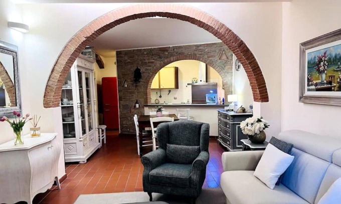 San Miniato Apartment | Apartment 'Appartamento Dè Mangiadori' with Wi-Fi