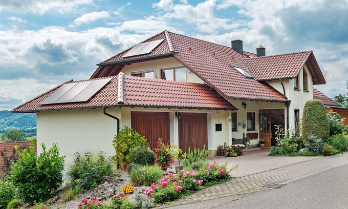 Espasingen Apartment | Apartment 'Bodenseeblick' with Lake View, Private Terrace and Wi-Fi