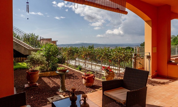 Scarlino Apartment | Apartment "Belvedere" with Garden & Wi-Fi