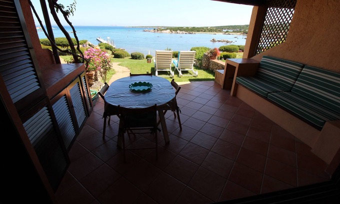 Golfo di Marinella Apartment | Apartment board beach with panoramic views