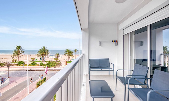 Grau i Platja Apartment | Apartment 'Bonaire' with Sea View, Shared Pool and Private Terrace