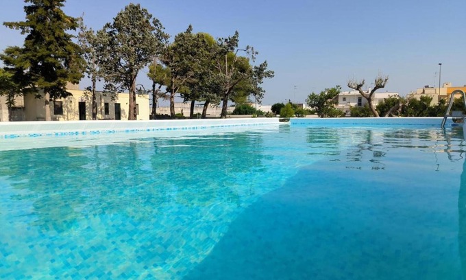 Giurdignano Apartment | Apartment 'Borgo Borgia - Casa Del Chiavaiolo' with Shared Pool, Wi-Fi and Air Conditioning