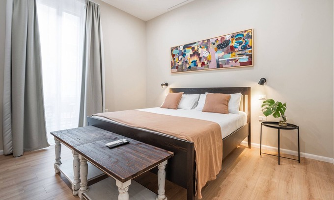 Province of Cagliari Apartment | Apartment 'Cagliari City Centre Alagon6' with Terrace, Wi-Fi and Air Conditioning