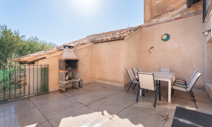 Casas Altas House | Apartment 'Casa Del Porton' with Mountain View, Private Terrace and Air Conditioning