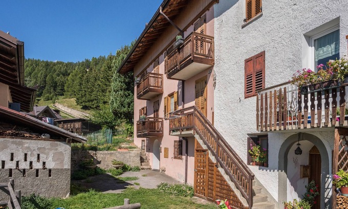 Peio Apartment | Apartment "Casa Peio" with Mountain View & Shared Garden