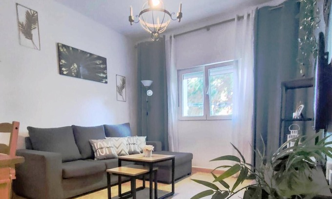 Marbella City Centre Apartment | Apartment 'Centro De Marbella' with Wi-Fi and Air Conditioning