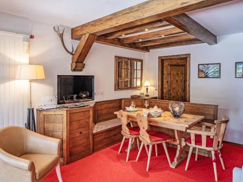 Surlej Apartment | Apartment Chesa Murtel by Interhome