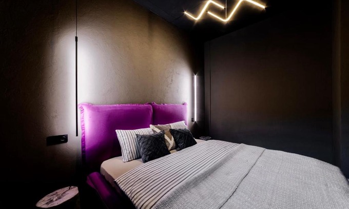 Kostroma Apartment | Apartment Chicago