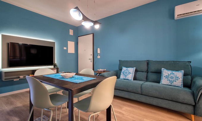 La Pietraia Apartment | Apartment 'Clhome Cozy Home at the Beach' with Balcony and Air Conditioning