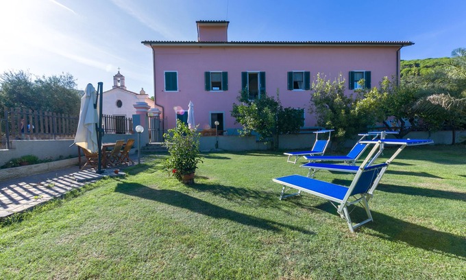 Campo nell'Elba Apartment | Apartment "CM5" in a Green Setting Near the Sea