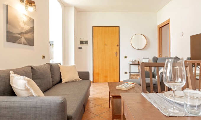 Livorno Apartment | Apartment 'Cozy Retreat In Coastal Livorno' with Wi-Fi